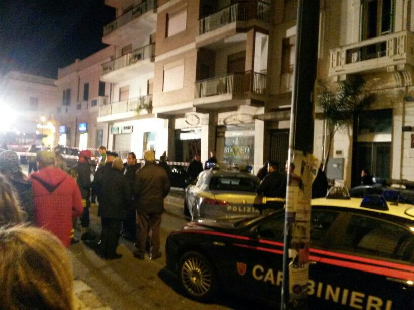 Violenta Esplosione Negozio Reggio Calabria