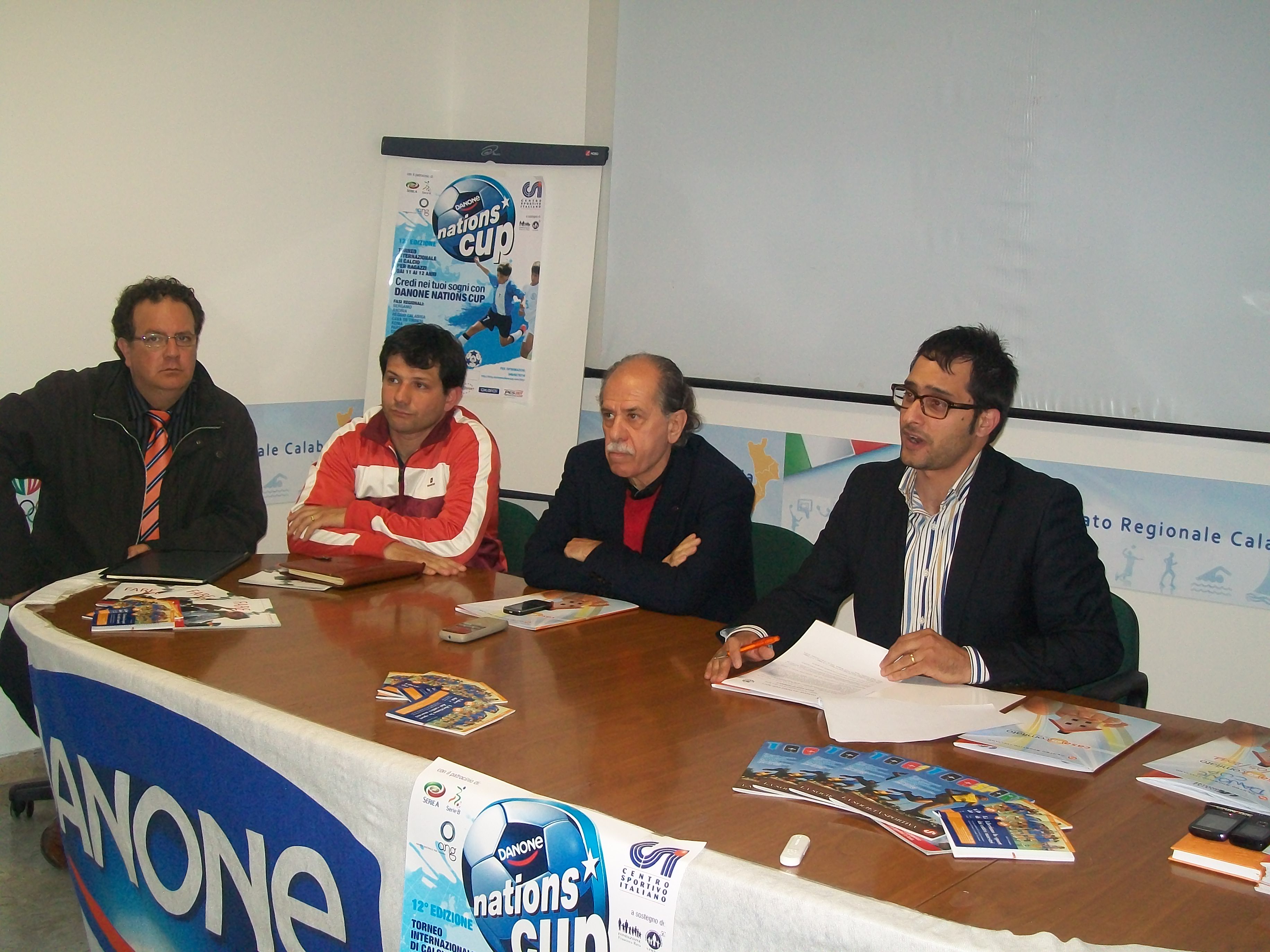 FOTO PRESENTAZIONE DANONE CUP 2011