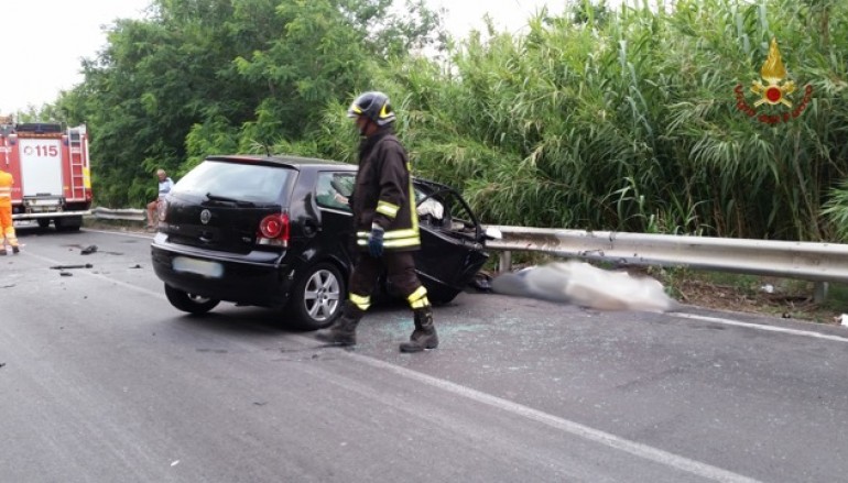 FOTO - Il Tragico Incidente Mortale Sulla SS 106 - Ntacalabria.it