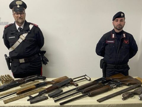 ritrovamento armi da guerra a Reggio Calabria